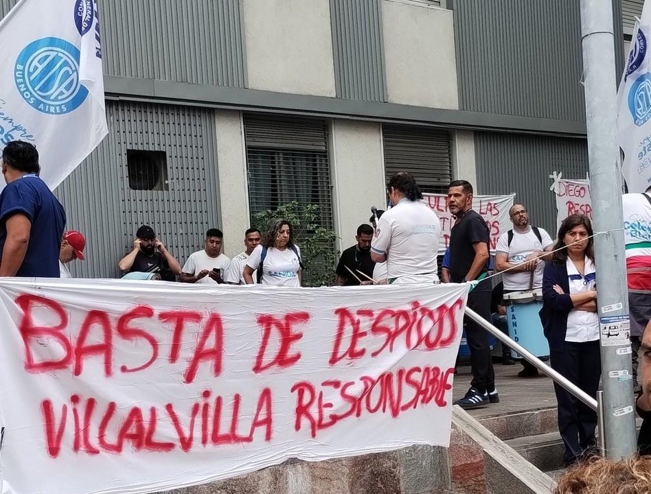 Más ajuste contra los jubilados: PAMI recorta personal en el Hospital Español y crece el conflicto.