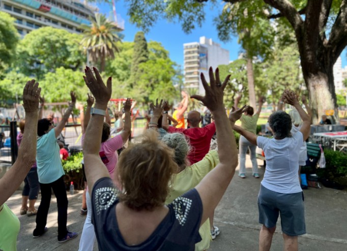 La Ciudad capacita a su personal para garantizar atención prioritaria a mayores de 65 años.