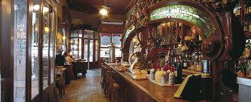 El Día de la Barra de la Esquina se celebra en los Bares Notables con recorridos y música en vivo.